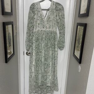 Chic Long Sleeve Floral Overlay Dress